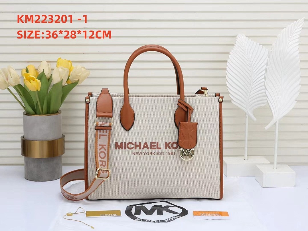 תיק יד Michael Kors Michael Kors