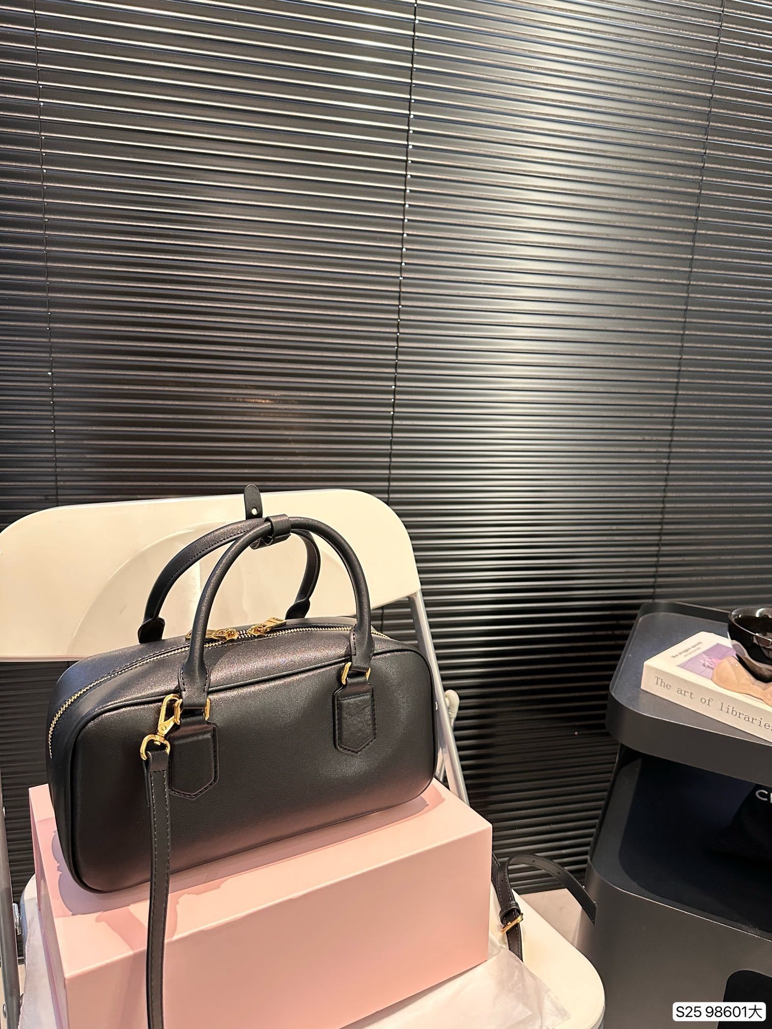 תיק צד Miu Miu Miu Miu