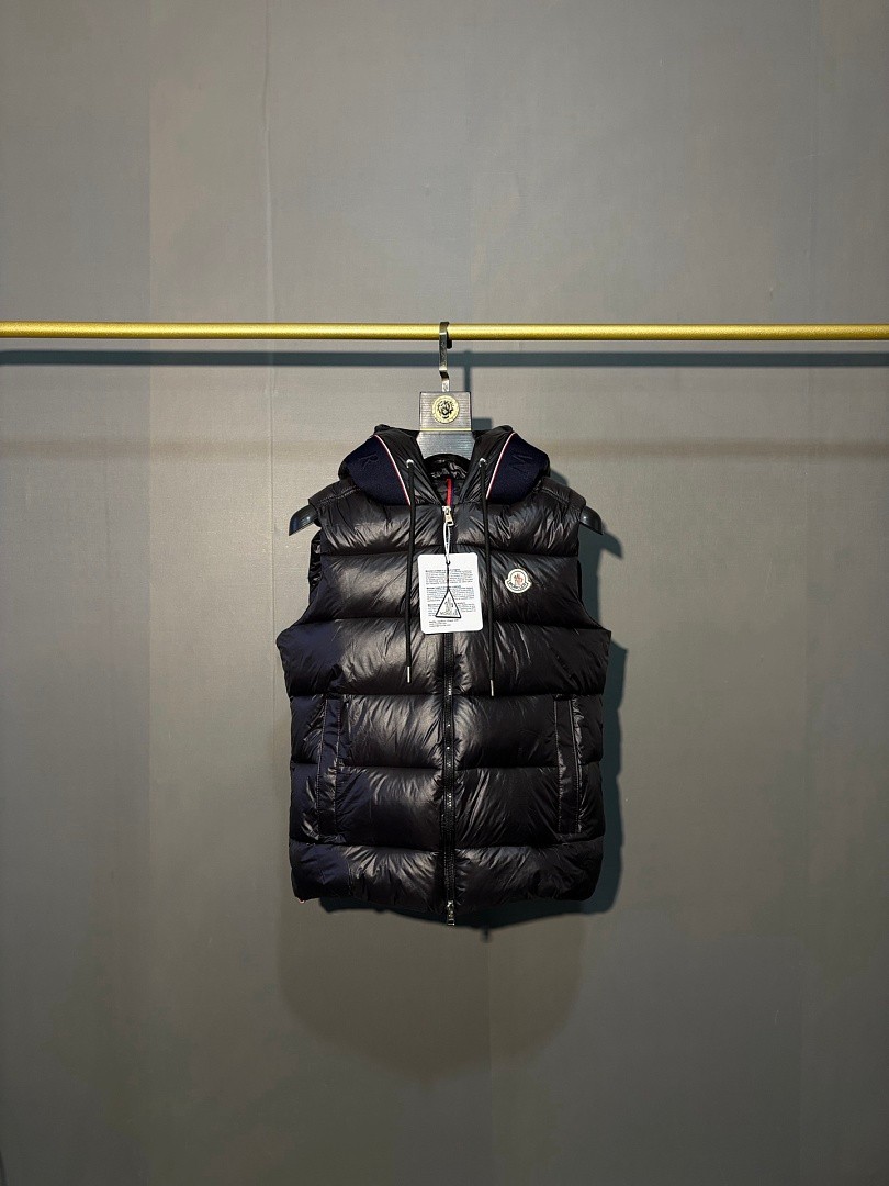 מעיל פוך Moncler Moncler