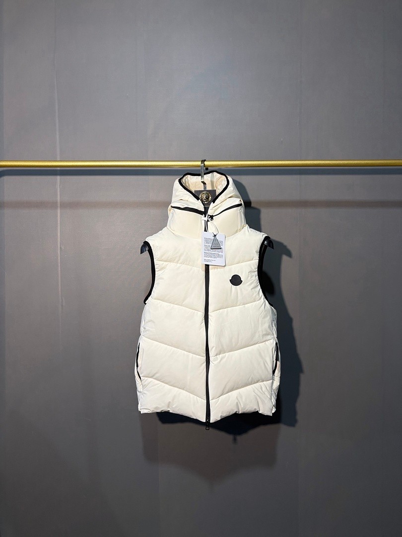 מעיל פוך Moncler Moncler