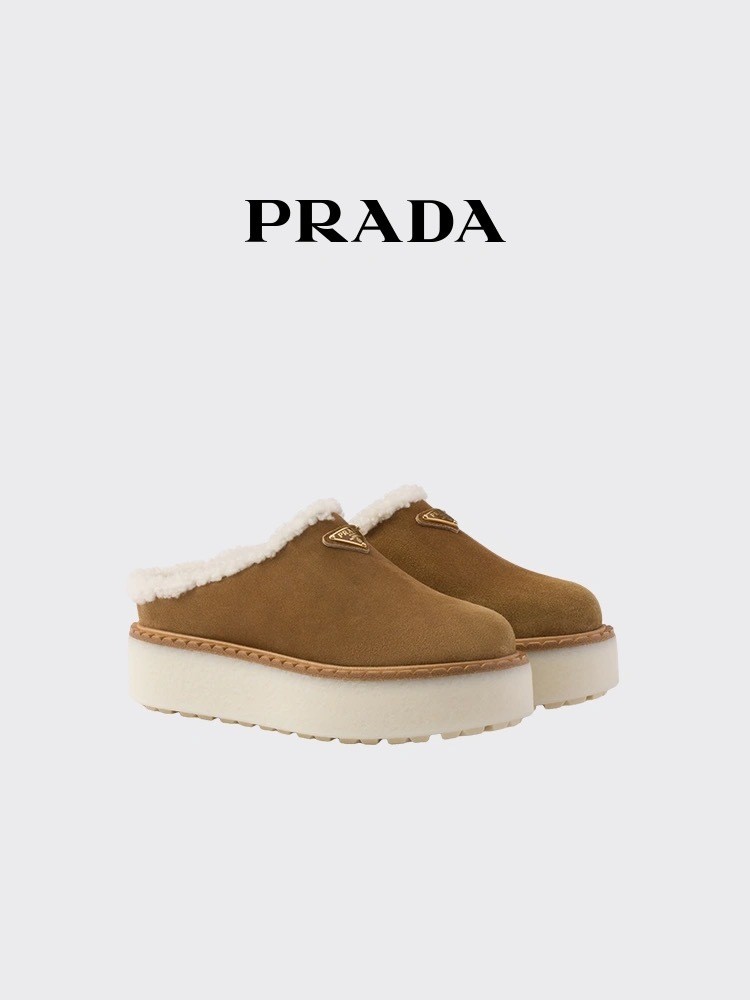נעלי בית חמות עם פרווה Prada Prada