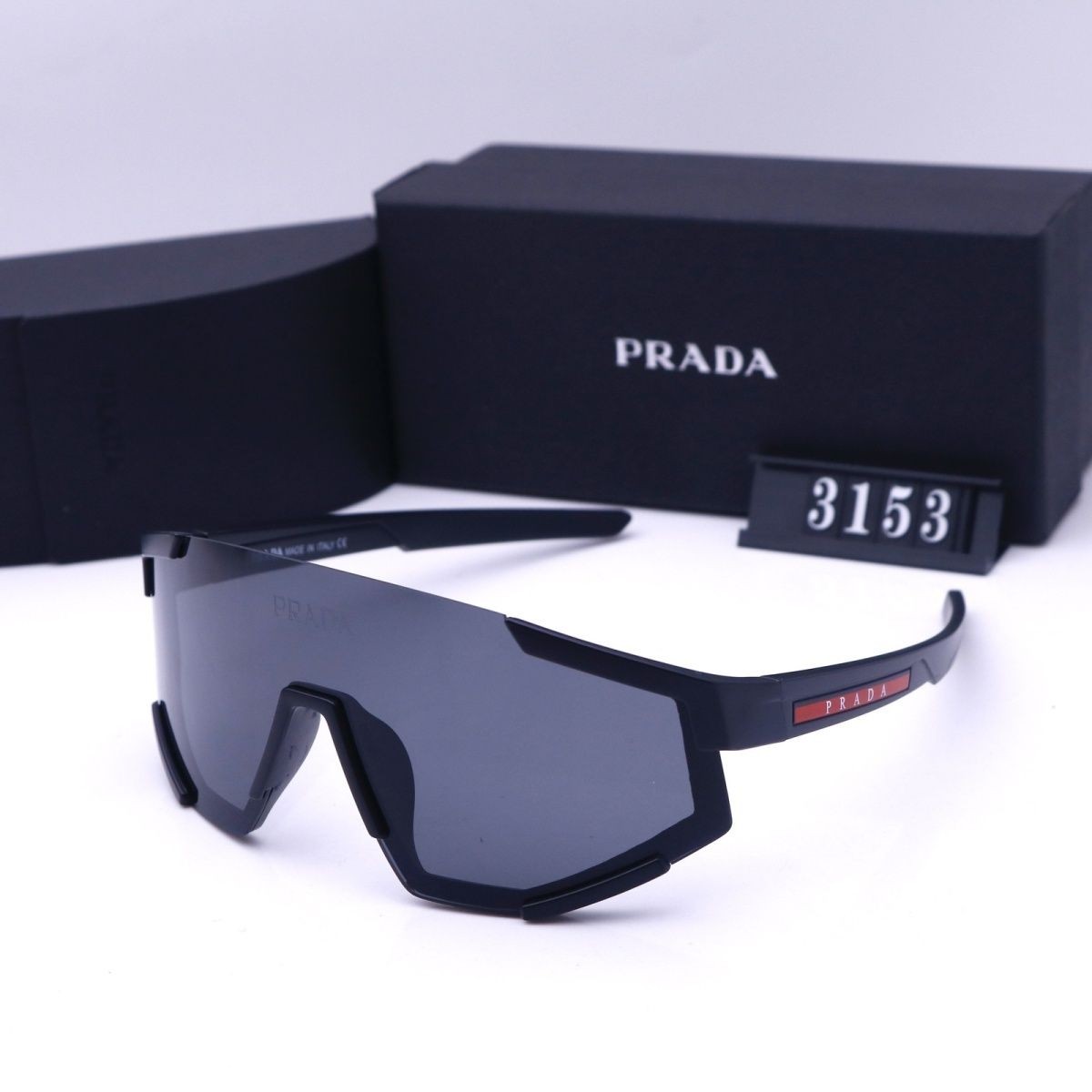 משקפי שמש Prada Prada
