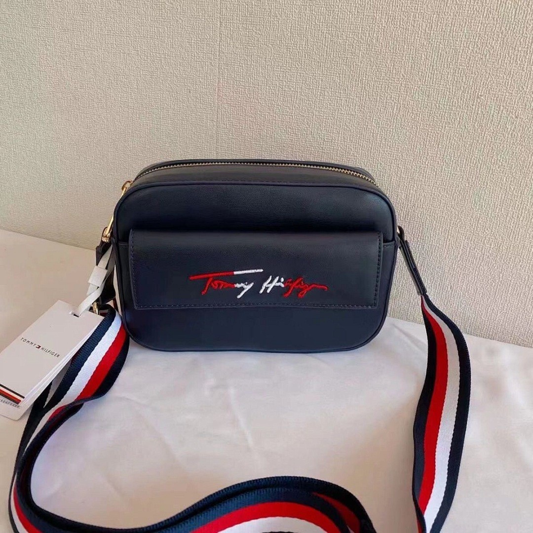 תיק צד Tommy Hilfiger Tommy Hilfiger