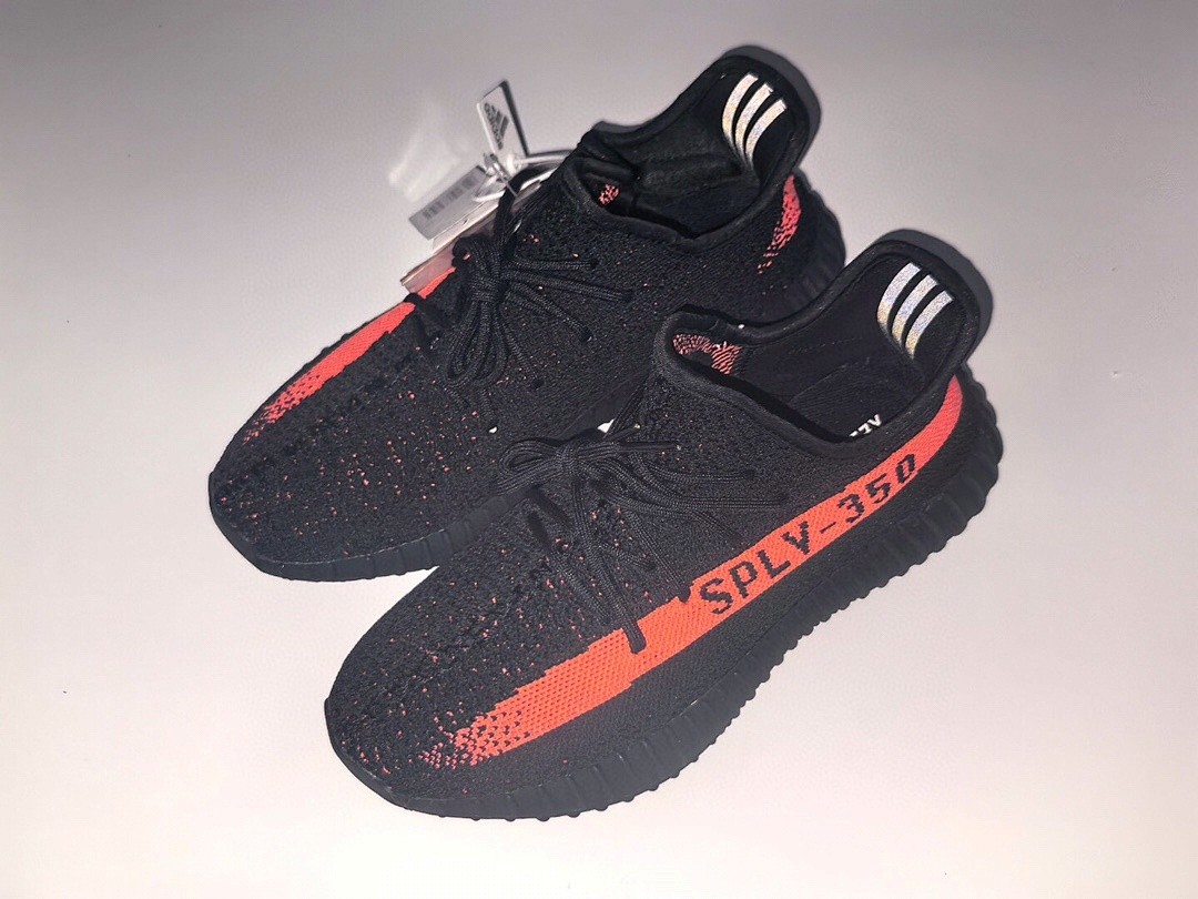 נעליים Yeezy Yeezy